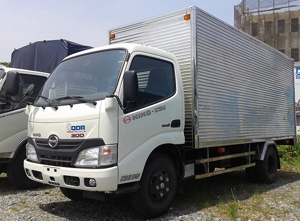 XE HINO 5,2 TẤN THÙNG KÍN DÀI 7,4 MÉT - HINO FC9JNTC